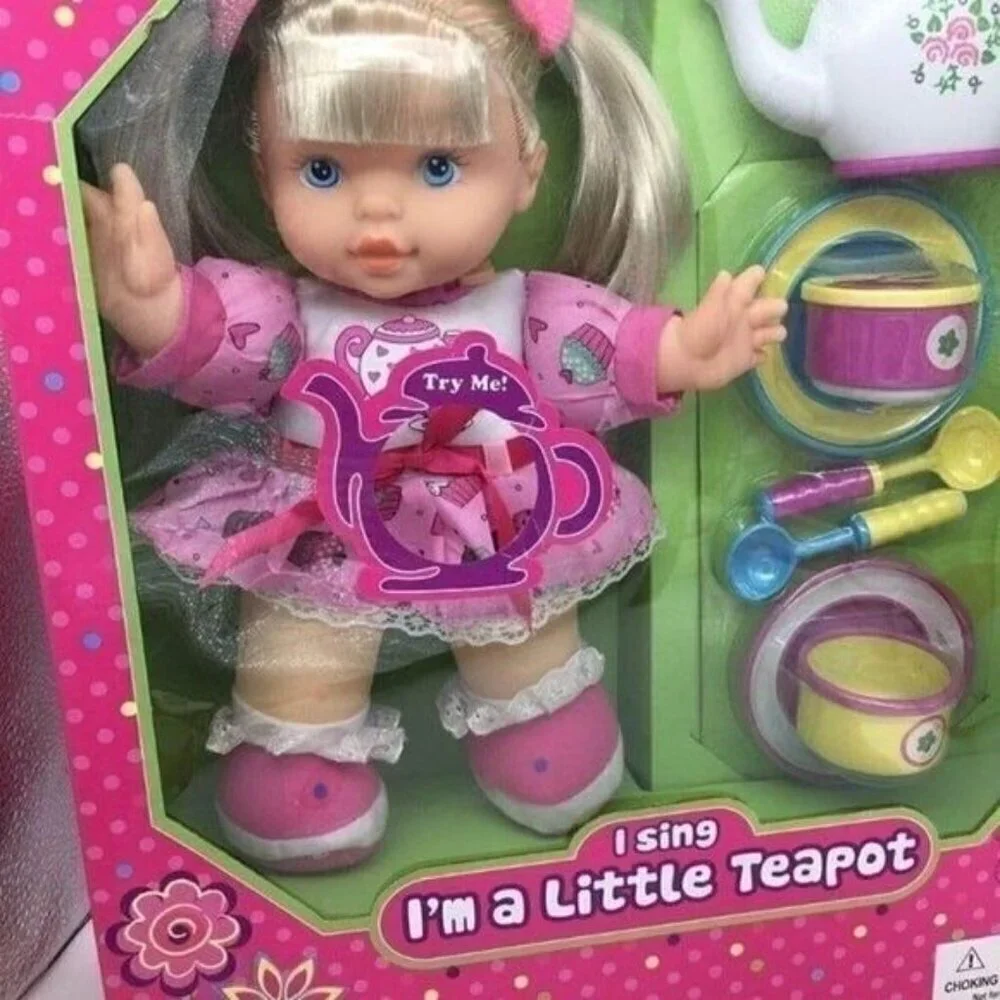 Lovee Dolls Singing Doll and Play Tea Set New